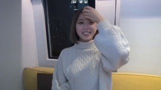 观看Violet Myers的大屁股在这个完整视频中占据中心舞台